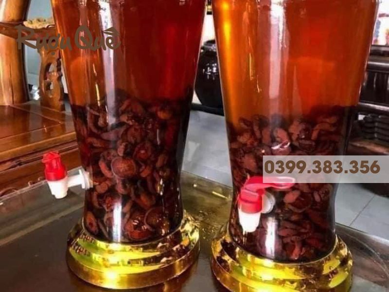 Hình ảnh công dụng của rượu táo mèo
