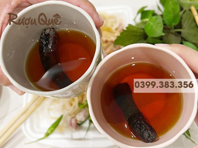 Hình ảnh rượu chuối hột là gì rượu chuối hột màu gì