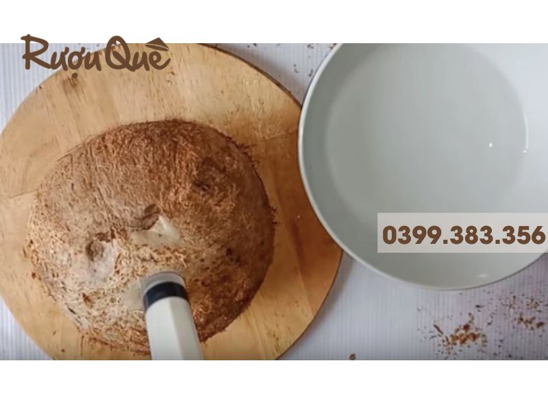 Các bước làm rượu dừa tại nhà