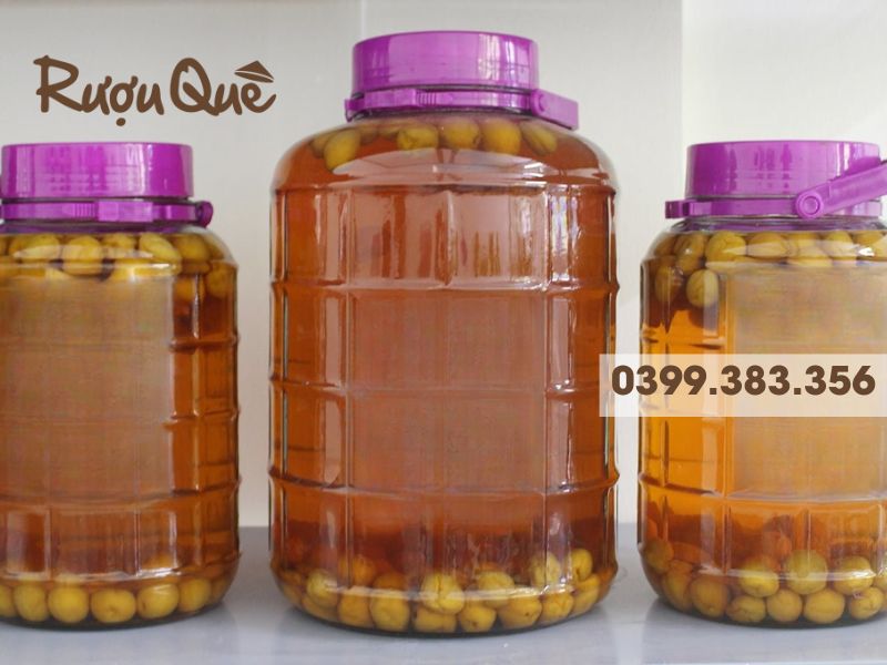 Hình ảnh giá rượu mơ bao nhiêu tiền một lít