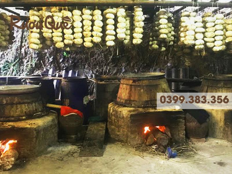 Hình ảnh men lá nấu rượu Bằng Phúc Bắc Kạn đặc trưng
