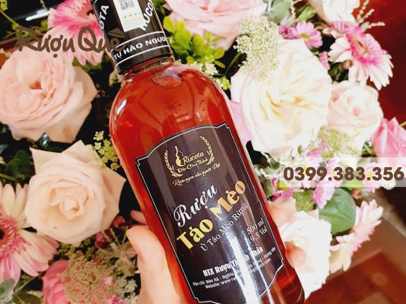 Hình ảnh mua rượu táo mèo tại Hà Nội