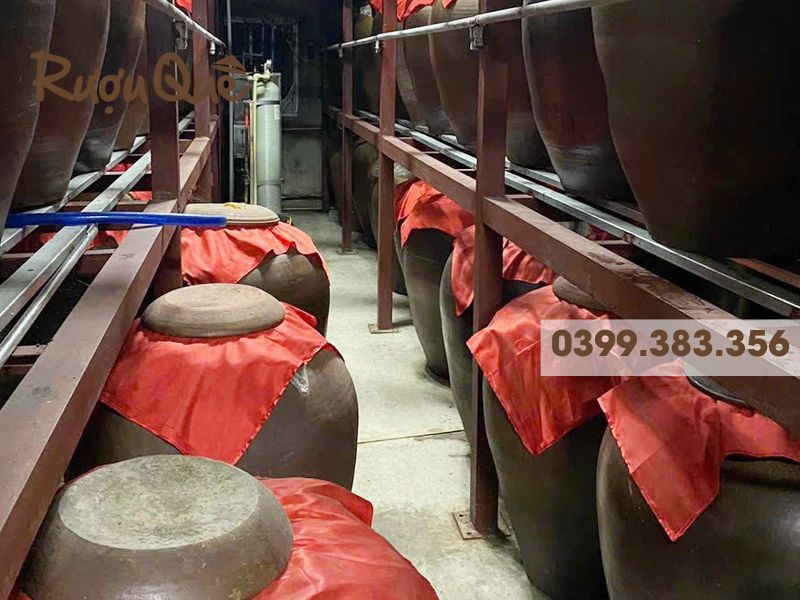 Hình ảnh rượu men lá Bằng Phúc Bắc Kạn ủ chum