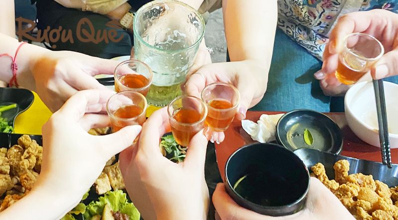 Hình ảnh rượu táo mèo có tốt cho đàn ông không